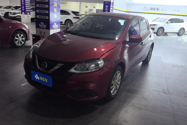 Nissan Tiida 2016 года выпуска