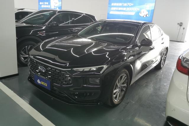 Ford Mondeo 2023 года выпуска