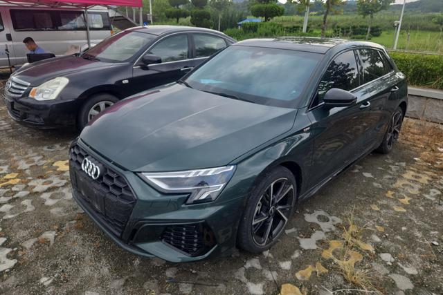 Audi A3 2022 года выпуска