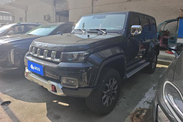 BAIC Beijing BJ40 2023 года выпуска