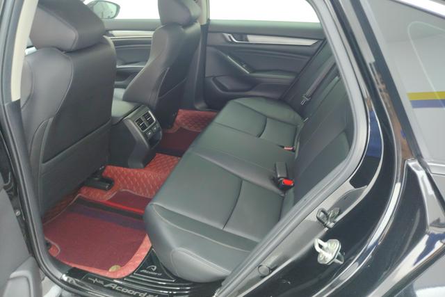Honda Accord 2022 — фото 16