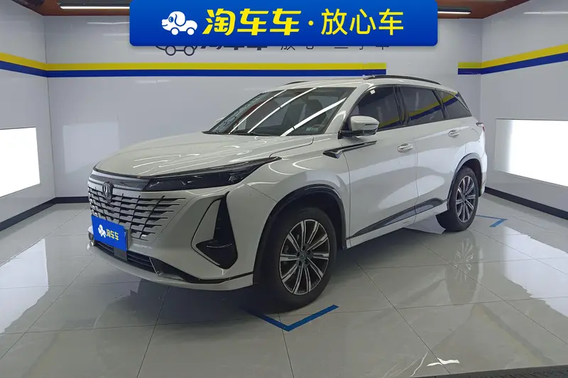 Changan CS75 PLUS — фото 1