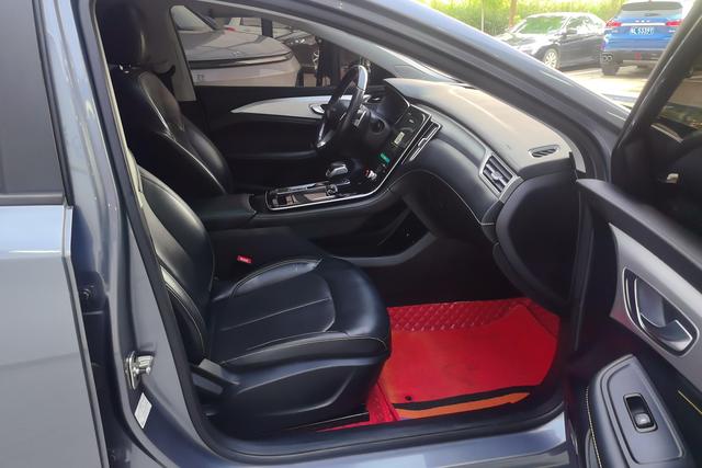 Roewe i6 MAX 2020 — фото 10