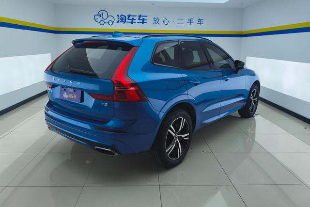 Volvo XC60 2021 T 5 4 WD — фото 3