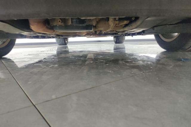 Cadillac XTS 2017 — фото 10