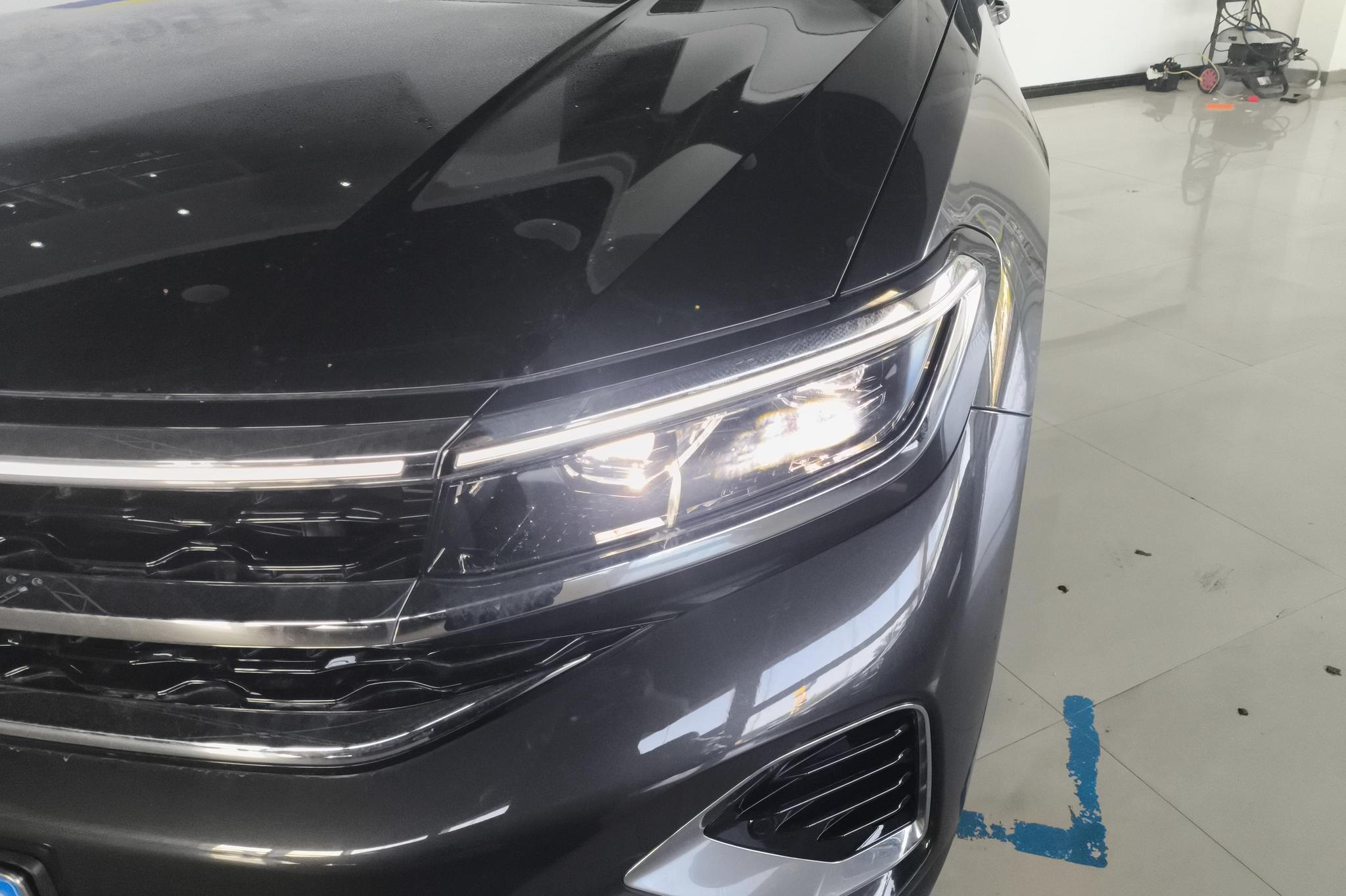 Volkswagen Viloran 2022 380TSI Luxury Pro 7 мест