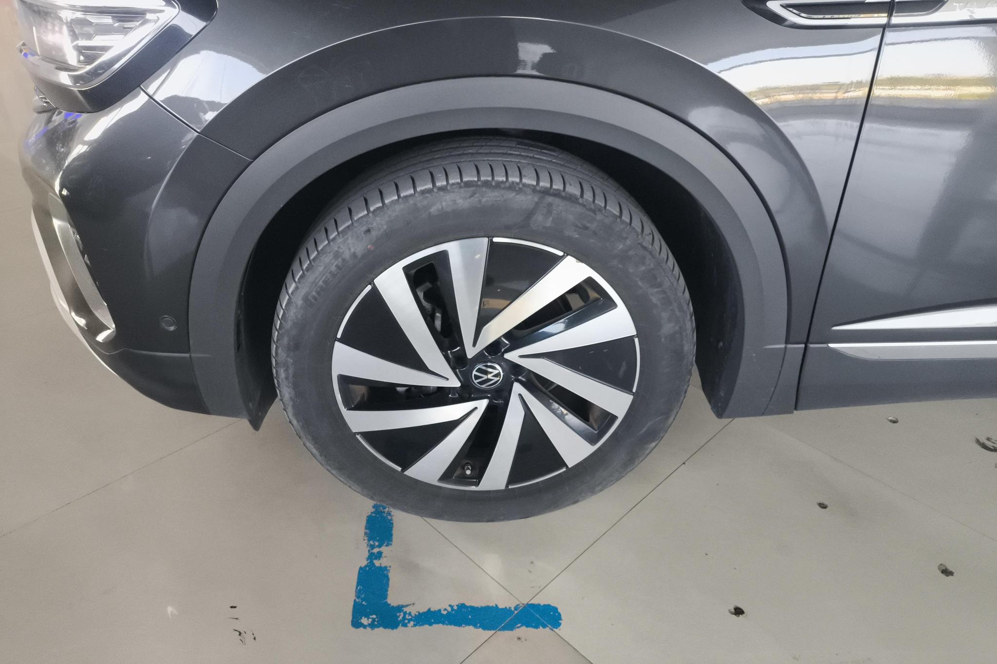 Volkswagen Viloran 2022 380TSI Luxury Pro 7 мест