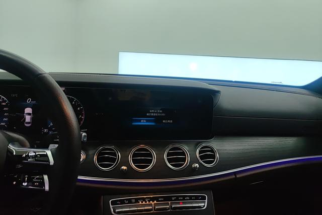 Mercedes-Benz E-class 2023 Черный из Китая, фото 5