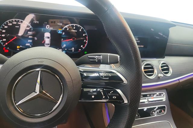 Mercedes-Benz E-class id 3784010 из Китая 8