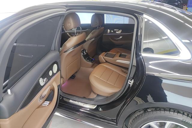 Mercedes-Benz E-class id 3784010 из Китая 17