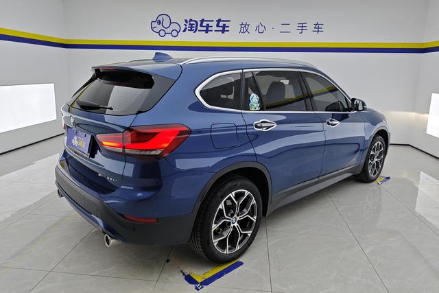 BMW X1 2022 — фото 3