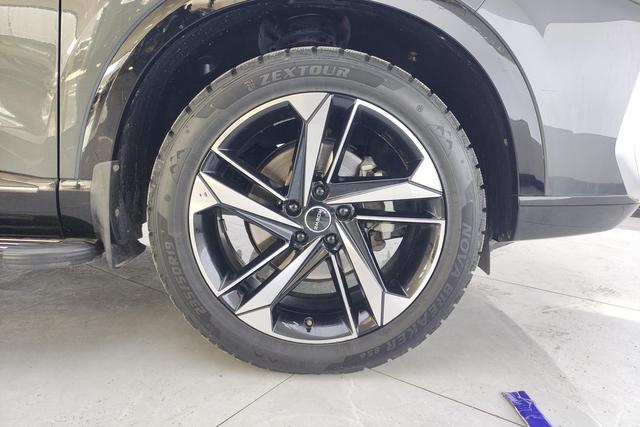 Roewe RX5 MAX 2022 Темно-серый из Китая, фото 4