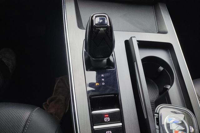 Roewe RX5 MAX id 3850044 из Китая 12