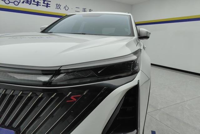 Chang'an CS75 PLUS 2022 Белый из Китая, фото 5