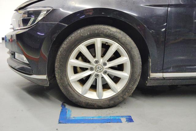 Volkswagen Magotan 2018 Черный из Китая, фото 2