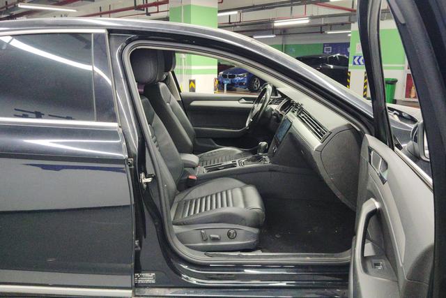 Volkswagen Magotan id 3810298 из Китая 8