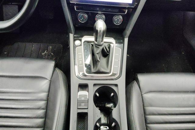 Volkswagen Magotan id 3810298 из Китая 11