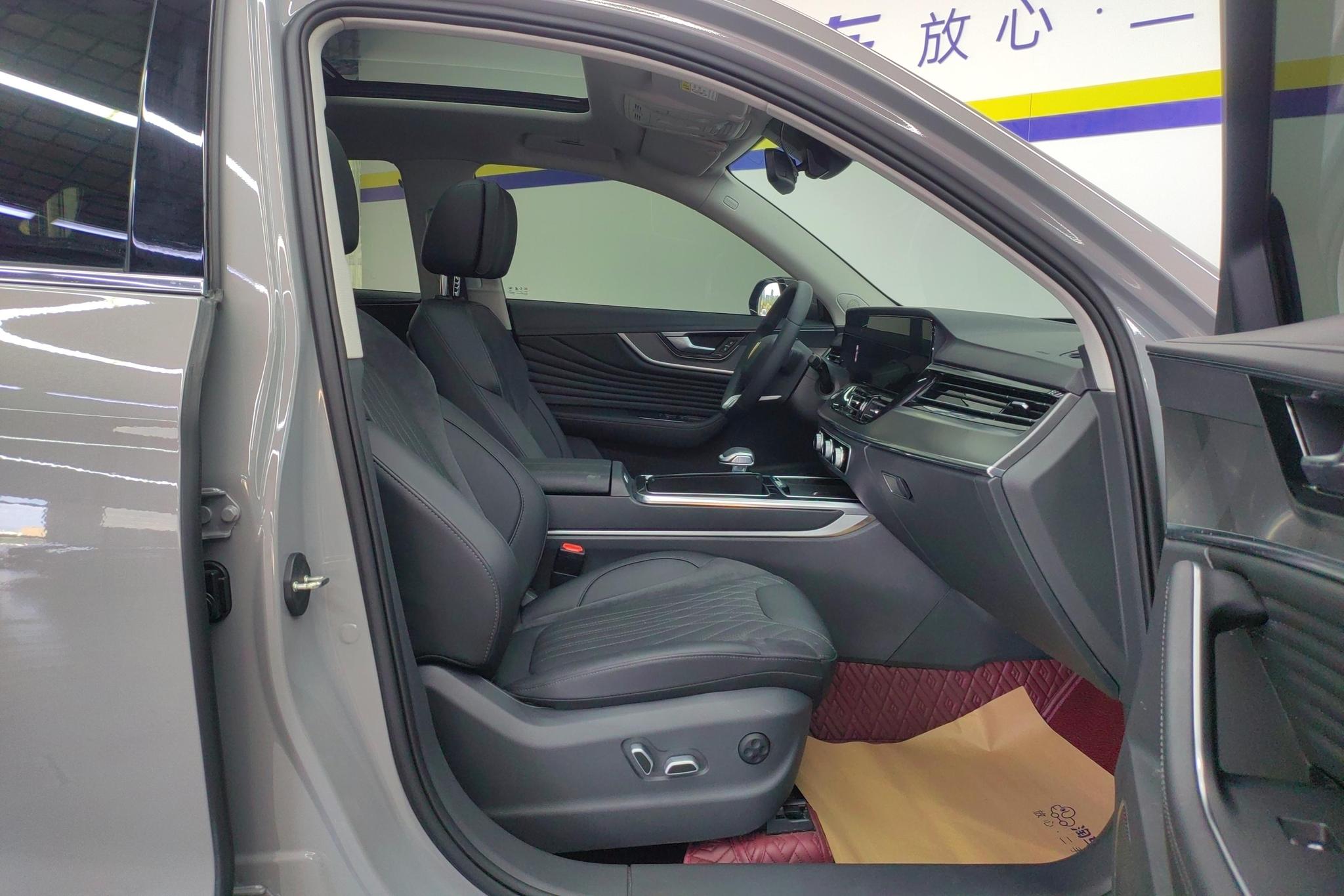 Hongqi HS5 2023 2.0T Pro