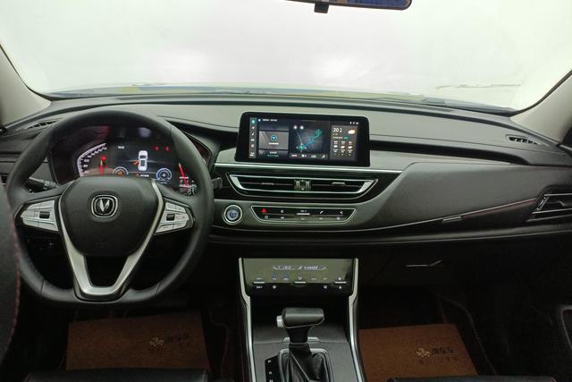 Chang'an CS75 id 3783317 из Китая 10