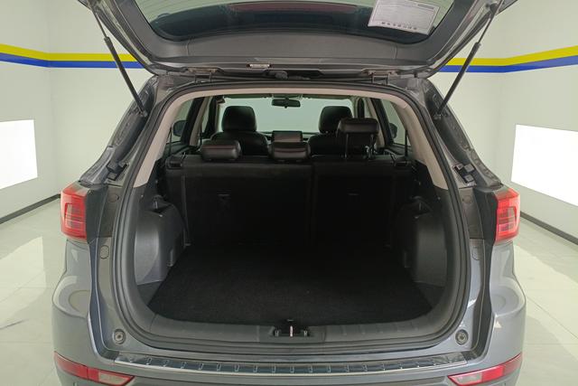 Chang'an CS75 id 3783317 из Китая 16