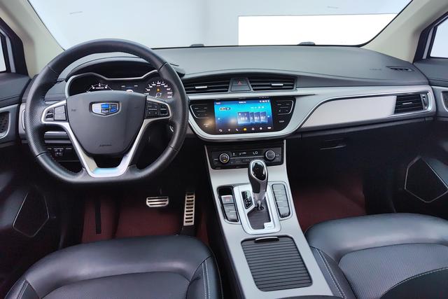 Geely Emgrand GS 2018 — фото 13