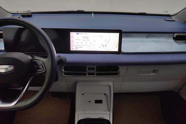 Geely Geometry E Firefly 2023 — фото 10