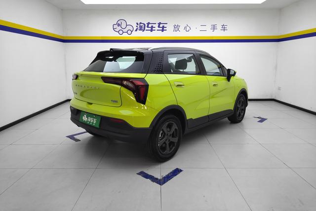 Geely Geometry E Firefly 2023 — фото 3