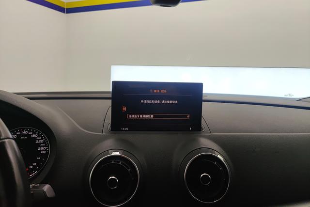 Audi A3 2018 — фото 13