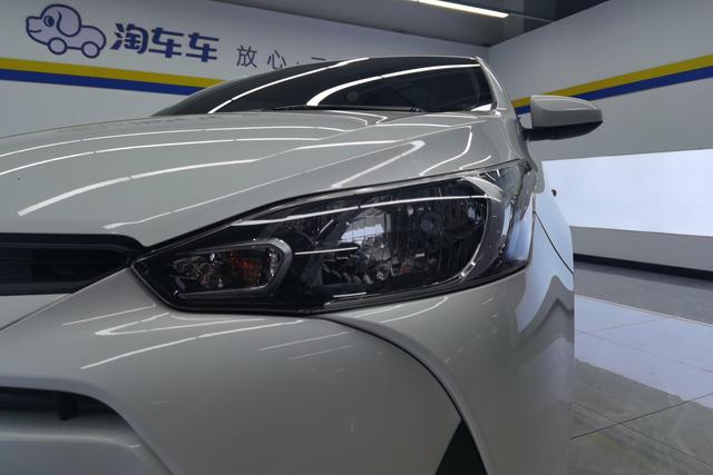 Toyota YARiS L Exclusive 2022 — фото 4