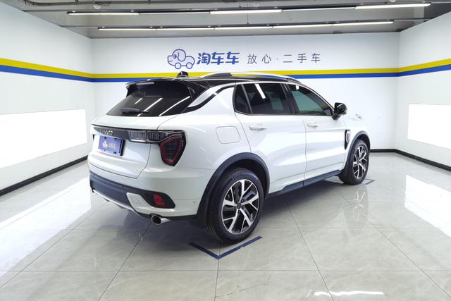 Lynk 01 2020 Белый из Китая, фото 3