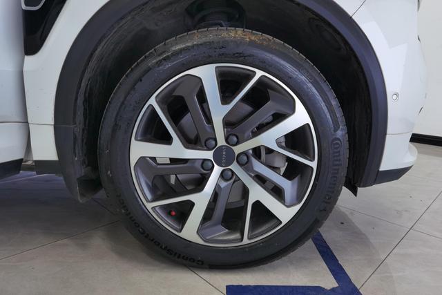 Lynk 01 2020 Белый из Китая, фото 6