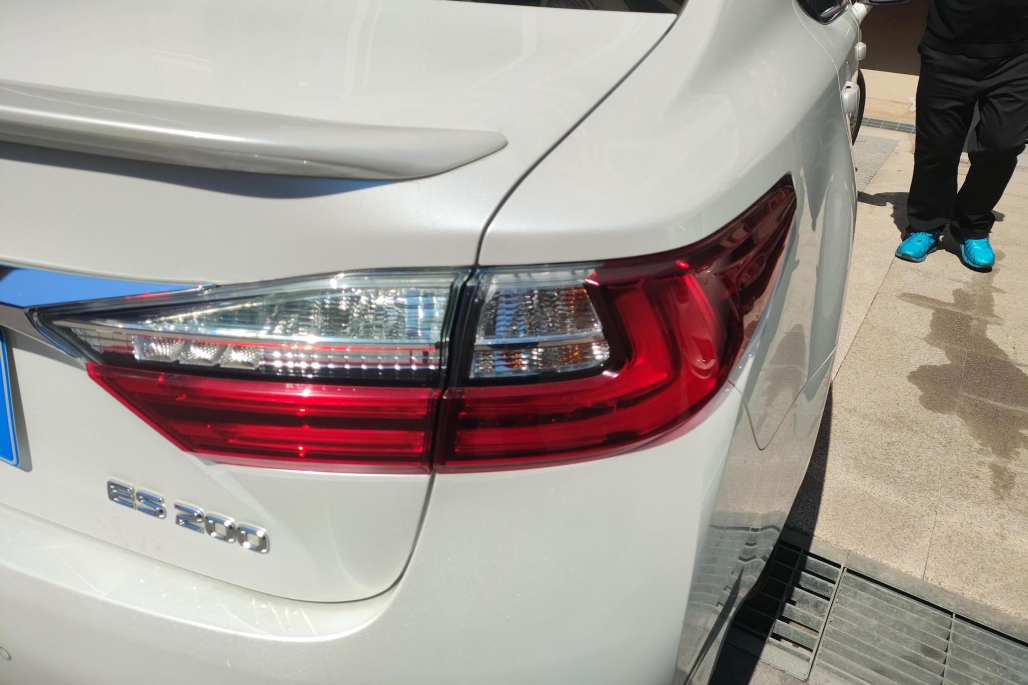 Lexus ES 2015 200 Elite