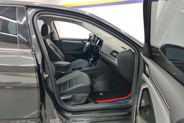 Volkswagen Sagitar id 4264550 из Китая 17