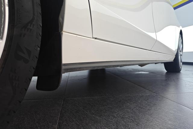 Mazda 3 Angkesaila 2021 Белый из Китая, фото 6