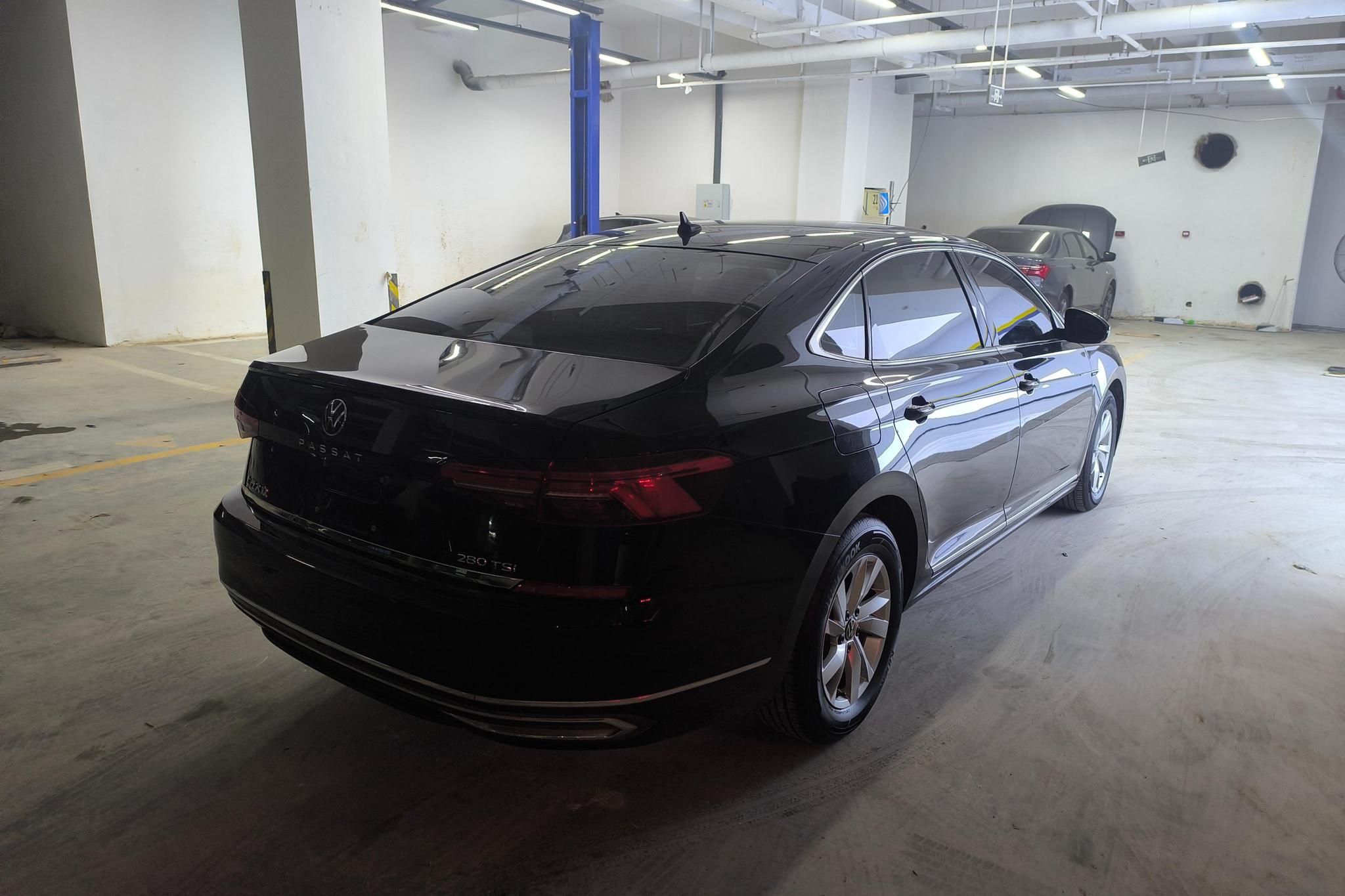 Volkswagen Passat 2020 280TSI VI