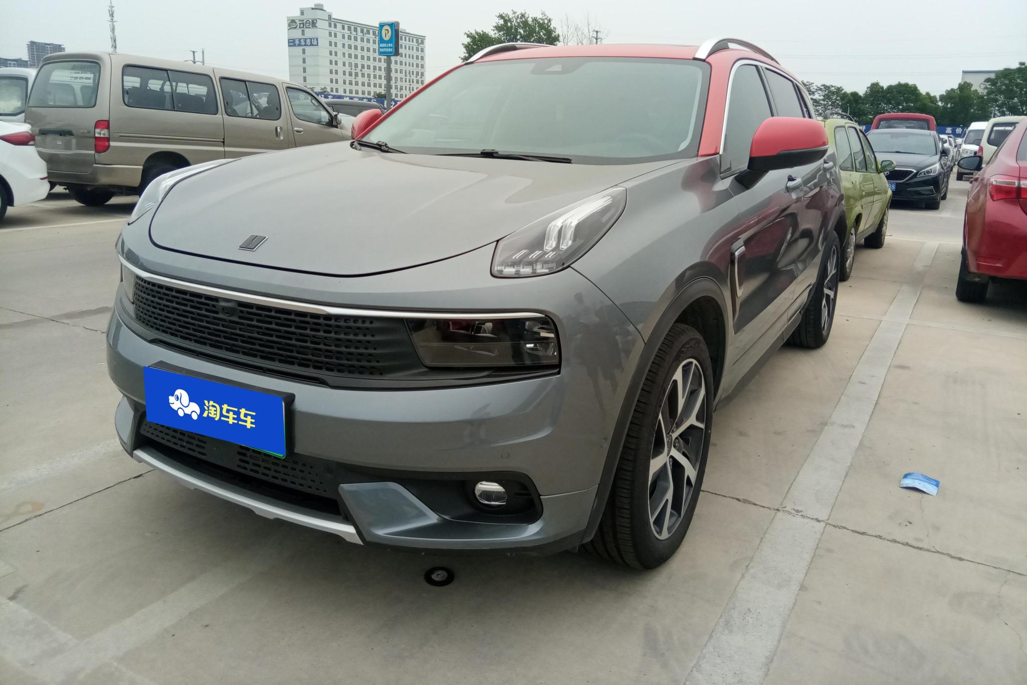 Lynk & Co 01 EM-P