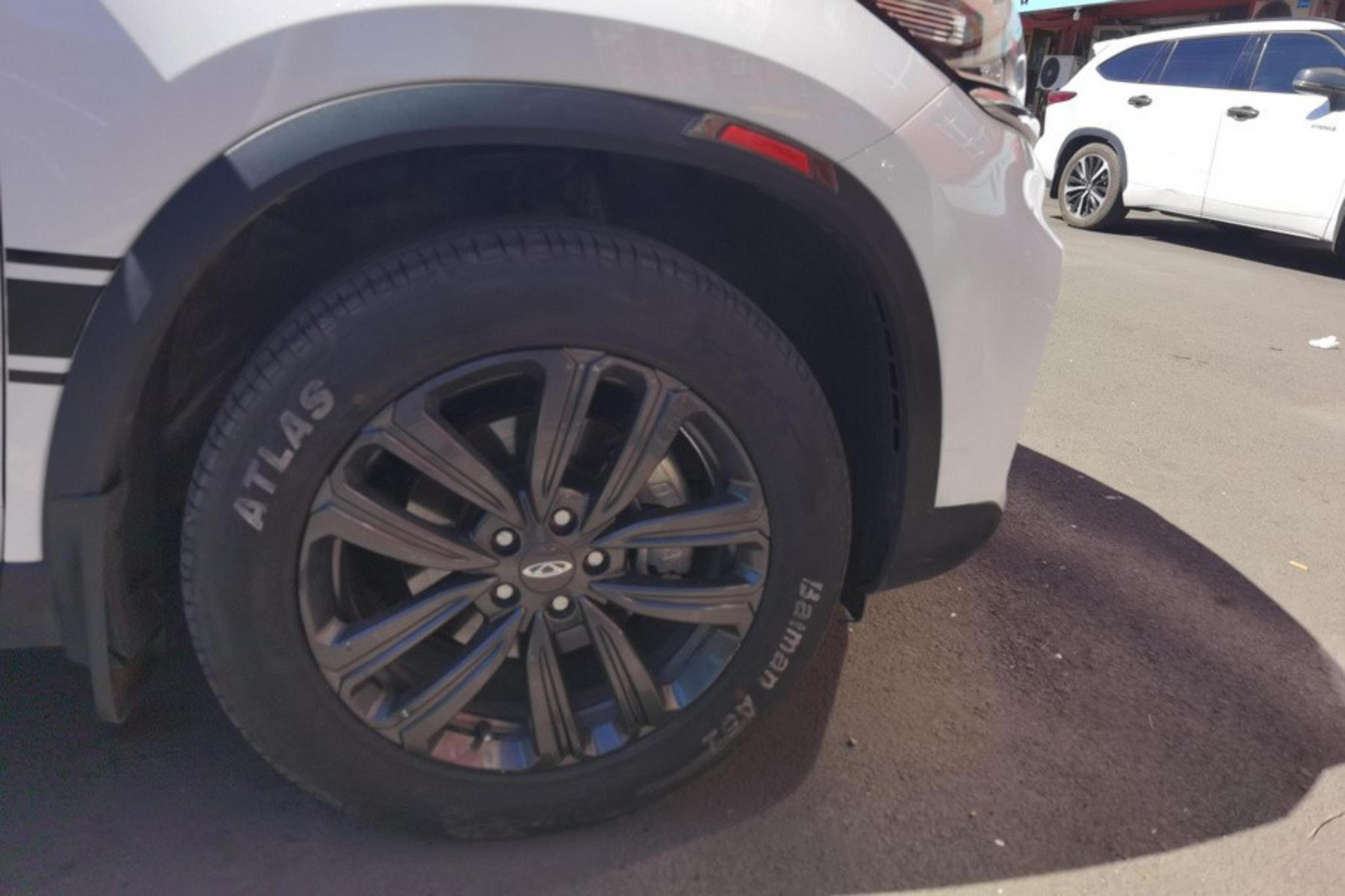 Chery Tiggo 8 8 2022 1.5TCI MT 5 мест