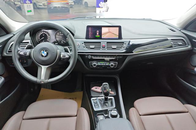 BMW 1 Series 2020 — фото 13