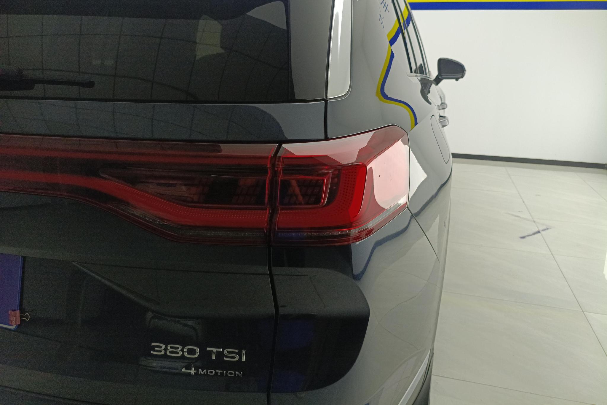 Volkswagen Viloran 2021 380TSI Flagship