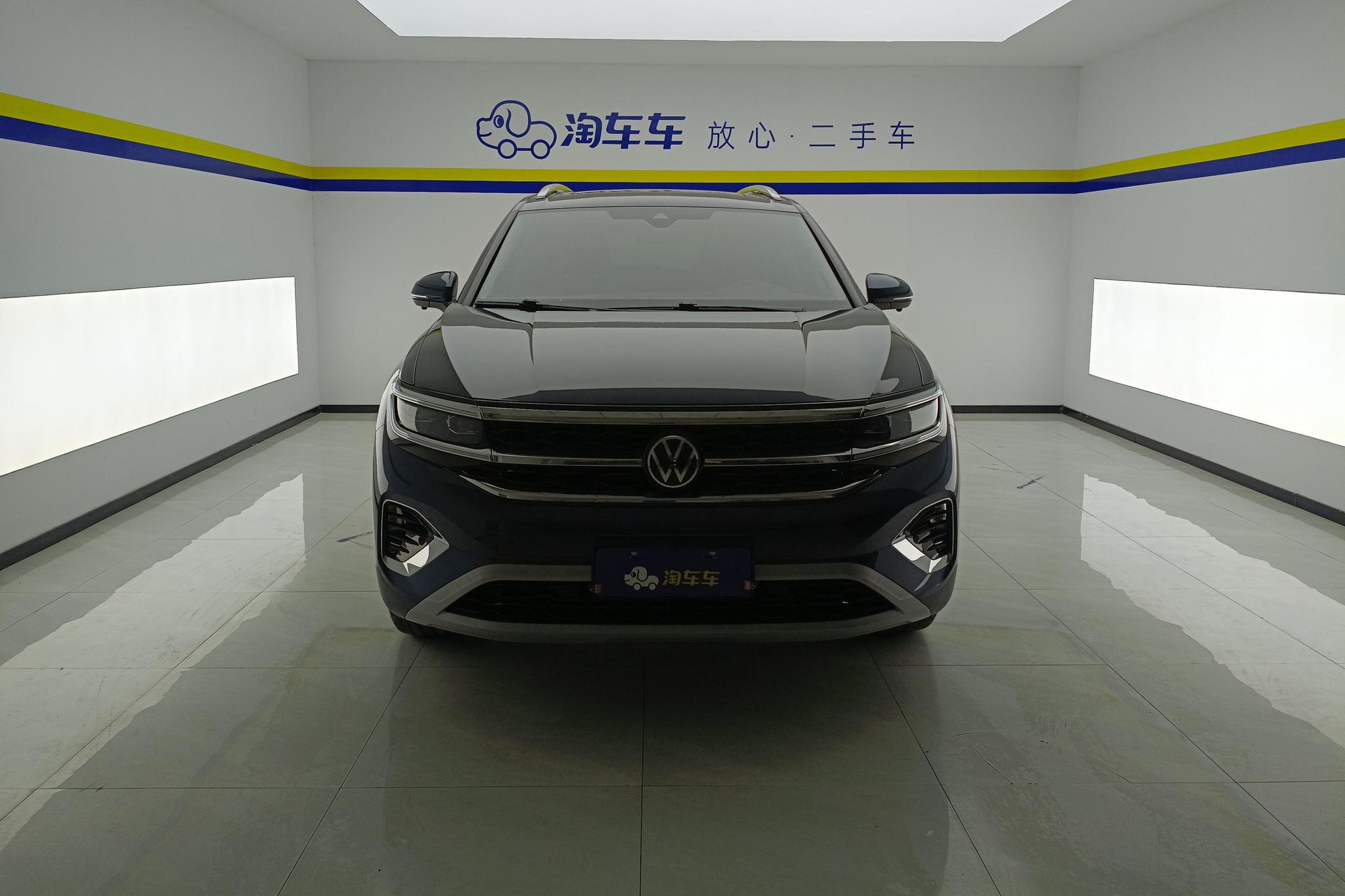 Volkswagen Viloran 2021 380TSI Flagship