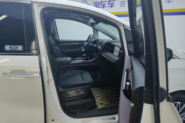 Trumpchi M8 2024 2.0 TGDI — фото 10