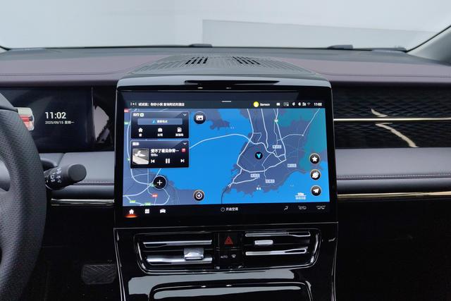 Trumpchi M8 2024 2.0 TGDI — фото 13