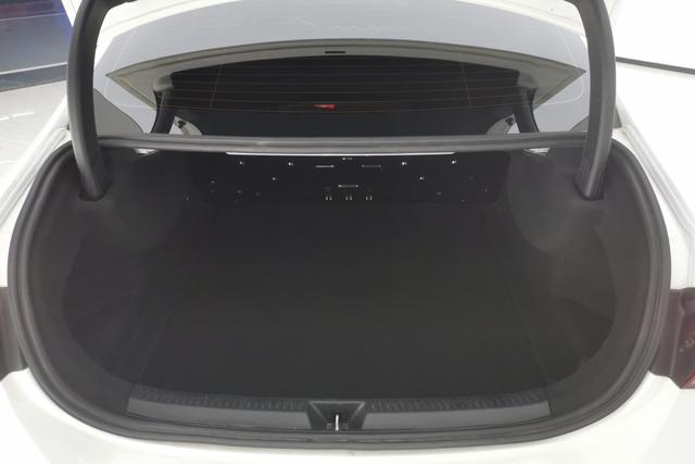 Mercedes Benz A-Class 2021 — фото 17