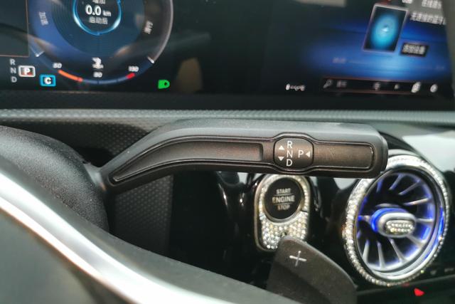 Mercedes Benz A-Class 2021 — фото 15