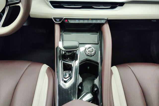 Geely Automobile Xingyue L id 3837358 из Китая 10