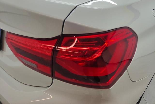 BMW 1 Series 2019 — фото 8