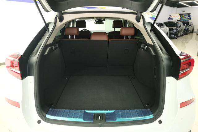 Honda Crown Road 2022 Белый из Китая