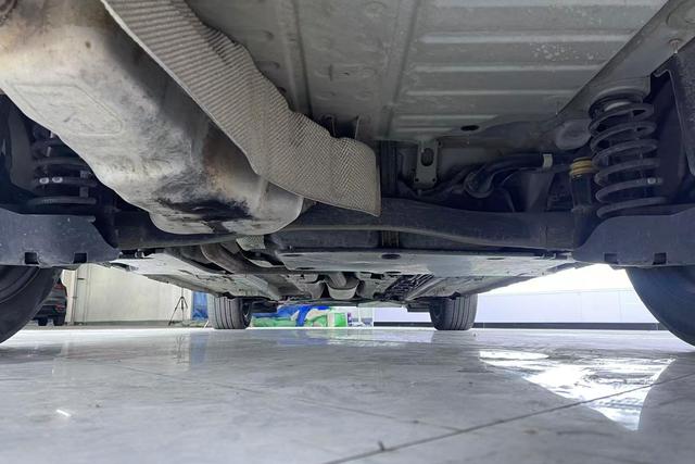 Peugeot 5008 2019 Белый из Китая, фото 2