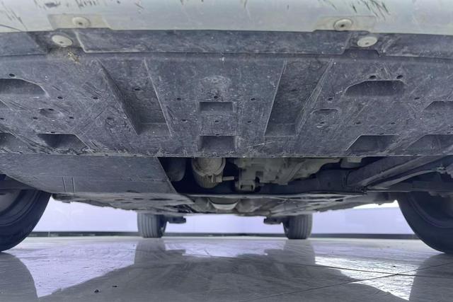 Peugeot 5008 id 3825140 из Китая 8