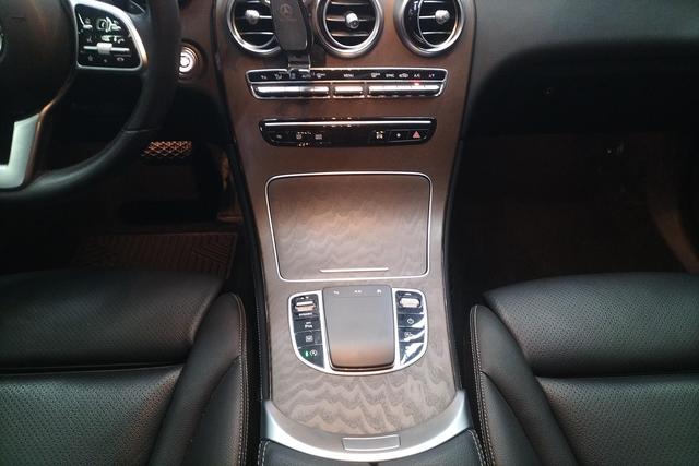 Mercedes-Benz GLC 2020 GLC 260 L 4 MATIC Luxury — фото 14